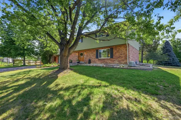 1186 E Davies CT, Centennial, CO 80122