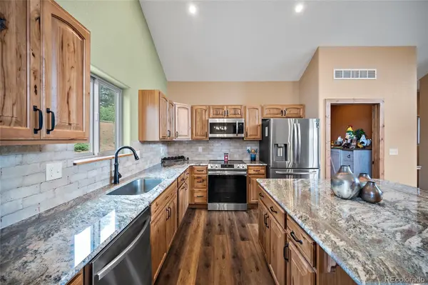 367 Cottonwood Lake DR, Divide, CO 80814