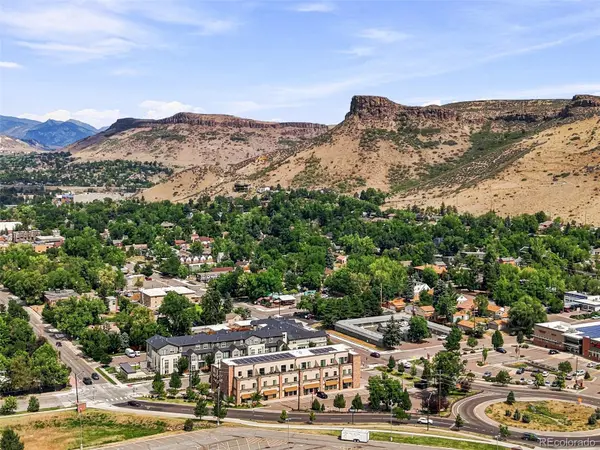 615 24th ST #204, Golden, CO 80401