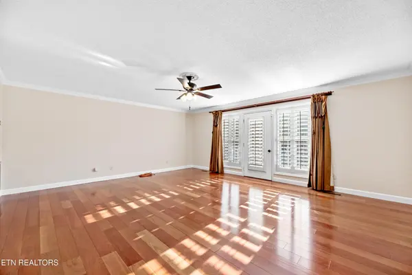 1244 River Oaks Drive, Kingston, TN 37763
