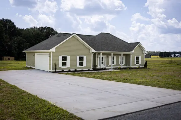 1147 Spry Rd, Bradyville, TN 37026