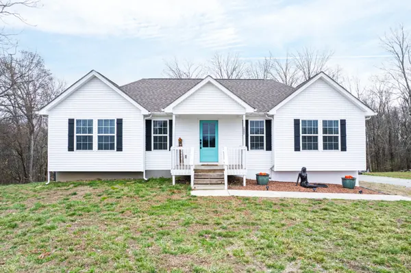 2092 Garner Rd, Mount Pleasant, TN 38474