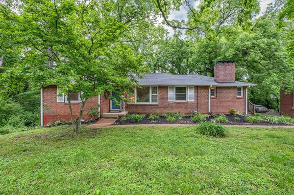 1008 Downey Dr, Nashville, TN 37205