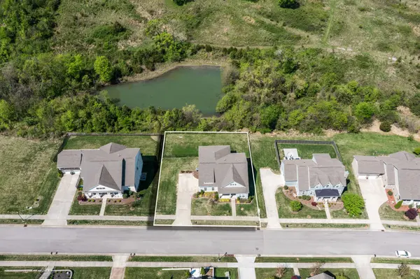 1136 Princeton Hills Dr, Nolensville, TN 37135