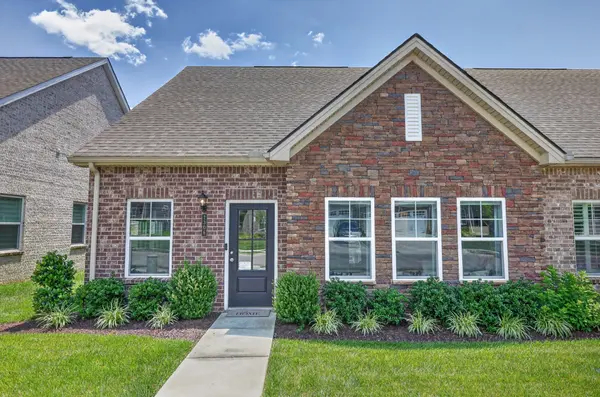 2306 Laurelstone Dr, Murfreesboro, TN 37130