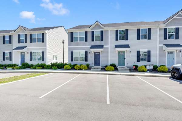 1520 Smoketree Rd, Antioch, TN 37013