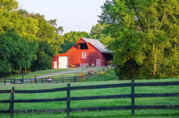 755 Long Hollow Pike, Goodlettsville, TN 37072