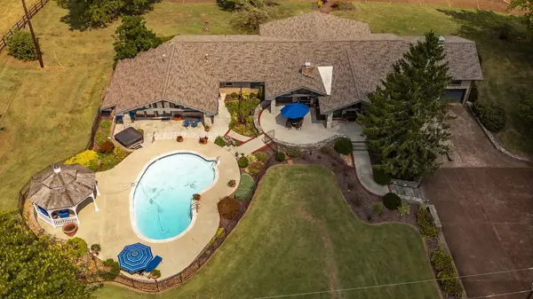 755 Long Hollow Pike, Goodlettsville, TN 37072