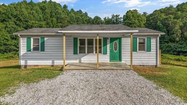 217 Highway 370, Luttrell, TN 37779