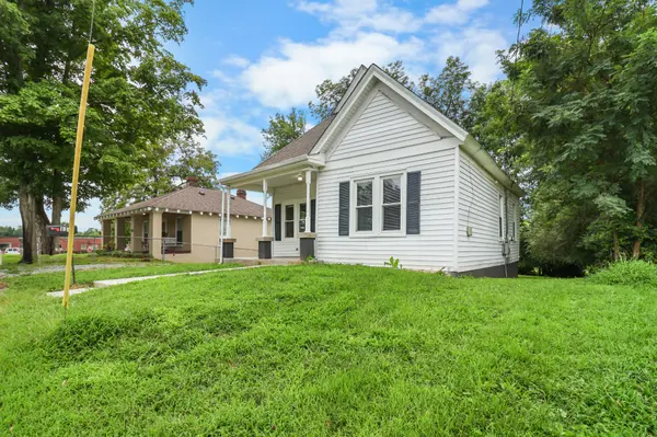 114 Emory St, Clarksville, TN 37040