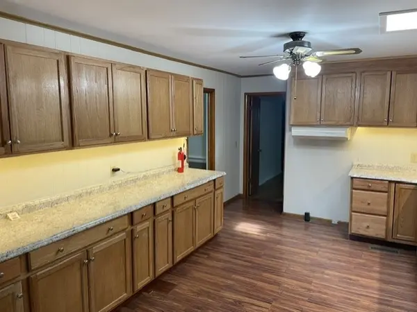 1306 Raby Ave, Shelbyville, TN 37160