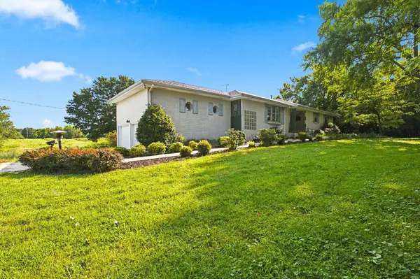 13936 Betts Rd, Goodlettsville, TN 37072