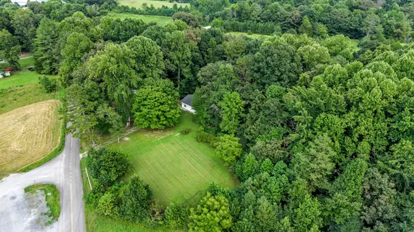 412 Weese Rd #SE, Old Fort, TN 37362