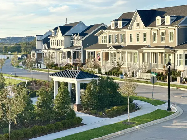 7037 Bolton St, Franklin, TN 37064
