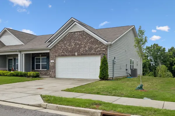 932 Millstream Dr, Nashville, TN 37218