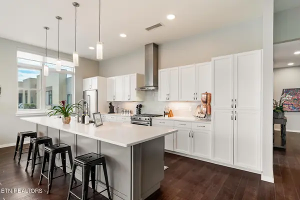 333 W Depot Ave #603, Knoxville, TN 37917