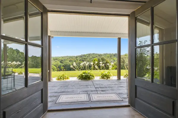 1043 Murphy Hollow Road, Vanleer, TN 37181