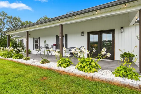 1043 Murphy Hollow Road, Vanleer, TN 37181