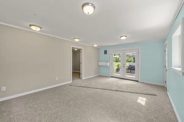 529 W Market St, Portland, TN 37148