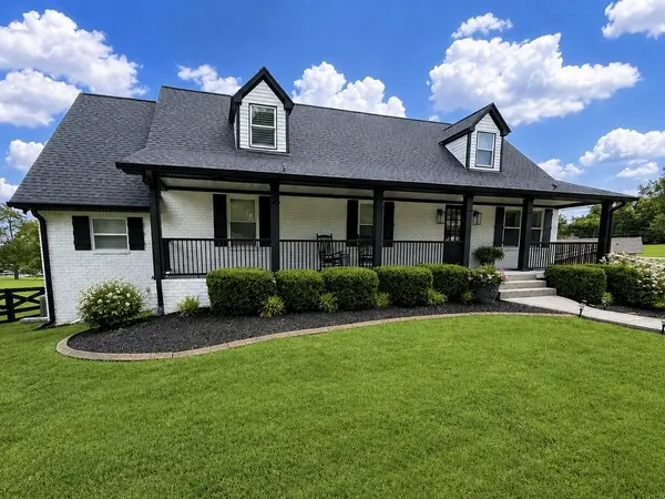 1317 Dickerson Bay Dr, Gallatin, TN 37066