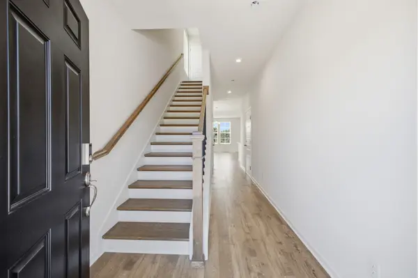 5035 Dayflower Drive, Hermitage, TN 37076