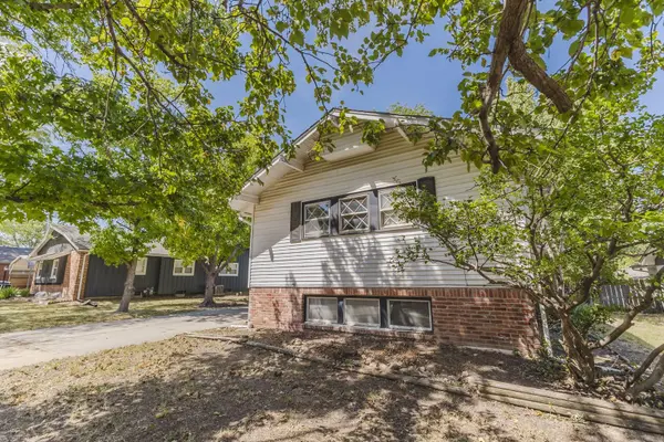 5726 Hanover St., Wichita, KS 67220