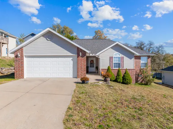 129 Joseph Way,  Hollister,  MO 65672