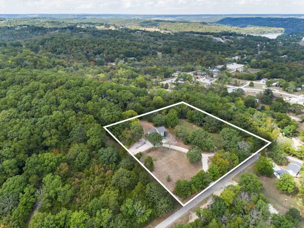 499 Roan Road, Cape Fair, MO 65624
