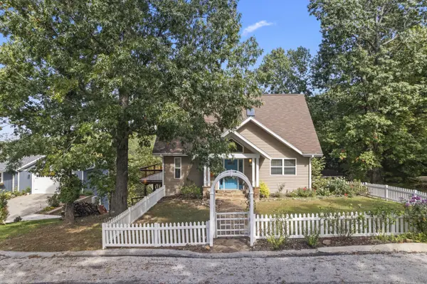 89 Turkey Trail Road, Blue Eye, MO 65611