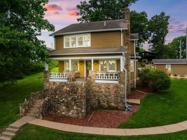 120 N 4th Street, Branson, MO 65616