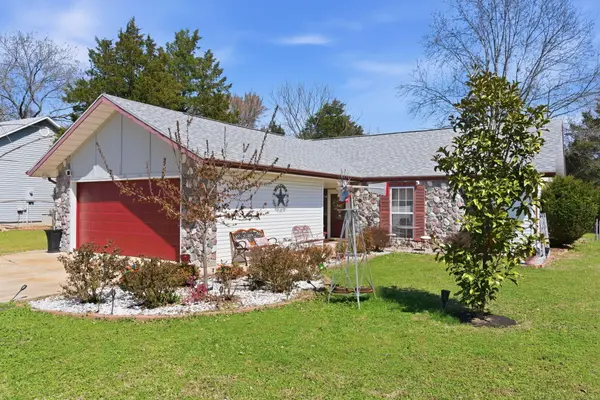 165 Eagle Drive,  Forsyth,  MO 65653