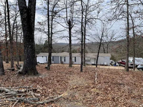 1725 Cook Road,  Taneyville,  MO 65759