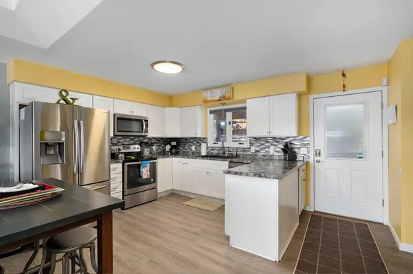 344 Tom Turkey Circle, Branson West, MO 65737