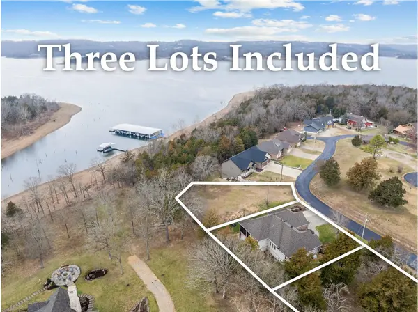 626 Gray Fox Road, Blue Eye, MO 65611
