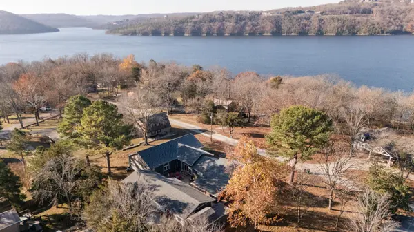 55 2nd Street,  Branson West,  MO 65737