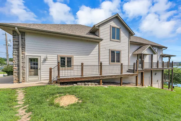 500 Navajo Trail, Kimberling City, MO 65686