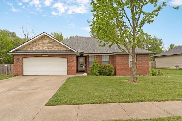 636 S Angel Avenue,  Republic,  MO 65738