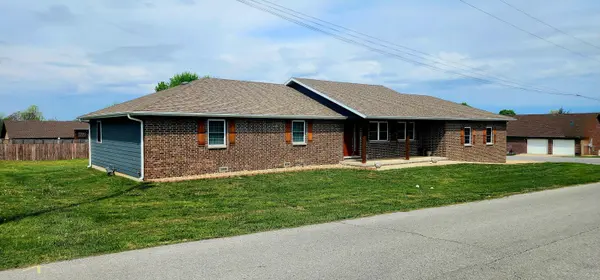801 Kenny Street, Ava, MO 65608