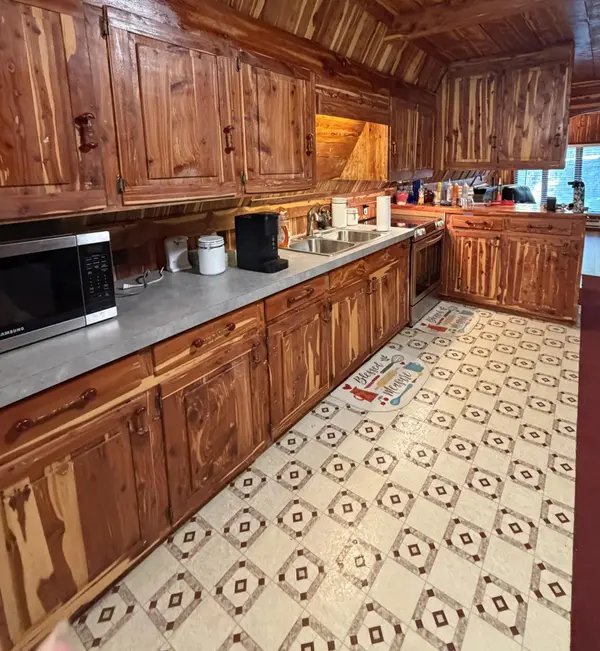 76 Timeline Road, Lampe, MO 65681