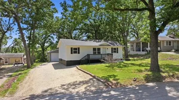 5 Golden Drive, Kimberling City, MO 65686