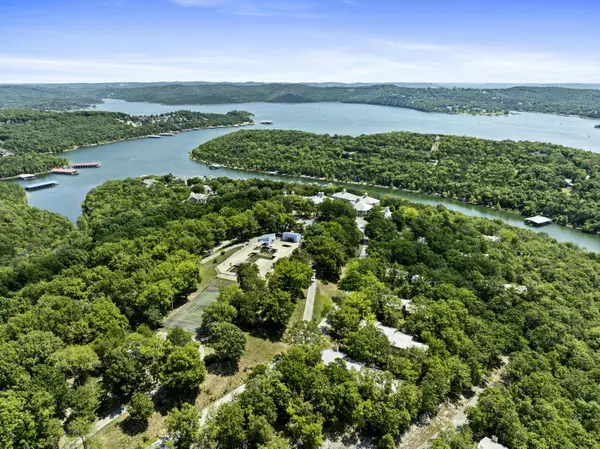 481 Ozark Mountain Resort Drive #81, Kimberling City, MO 65686