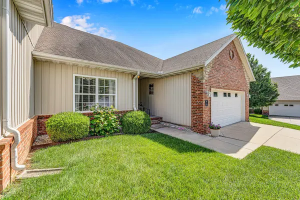 1356 N Sandy Creek Circle #3, Nixa, MO 65714