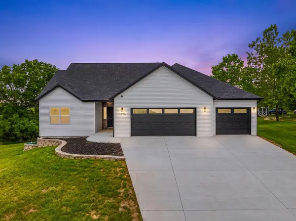 1296 Mule Barn Drive,  Cape Fair,  MO 65624