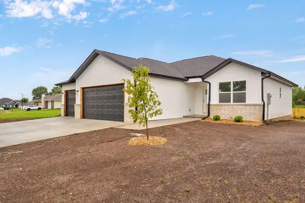 3050 E Bradford Street, Republic, MO 65738