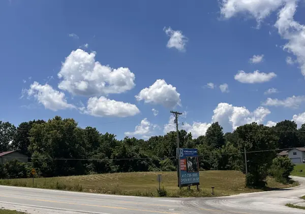 000 Main Street, Reeds Spring, MO 65737
