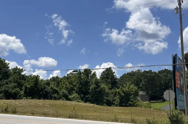 000 Main Street, Reeds Spring, MO 65737