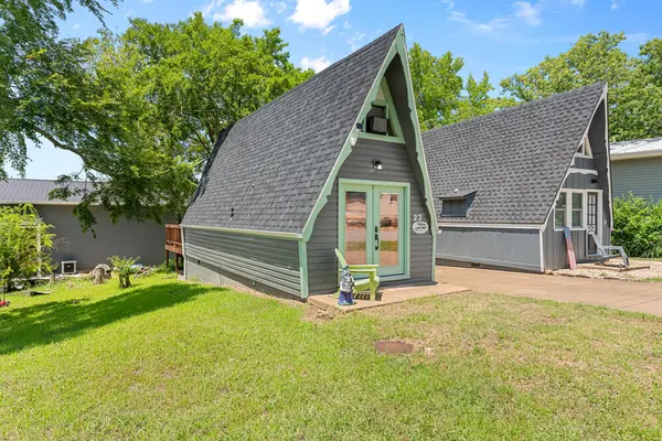 23 Sioux Lane, Lampe, MO 65681
