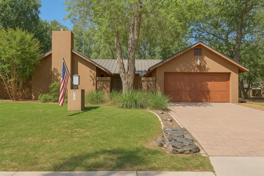 206 Blue Ground, Horseshoe Bay, TX 78657
