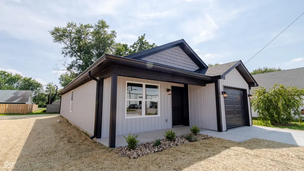1024 Avenue B ST, Greencastle, IN 46135