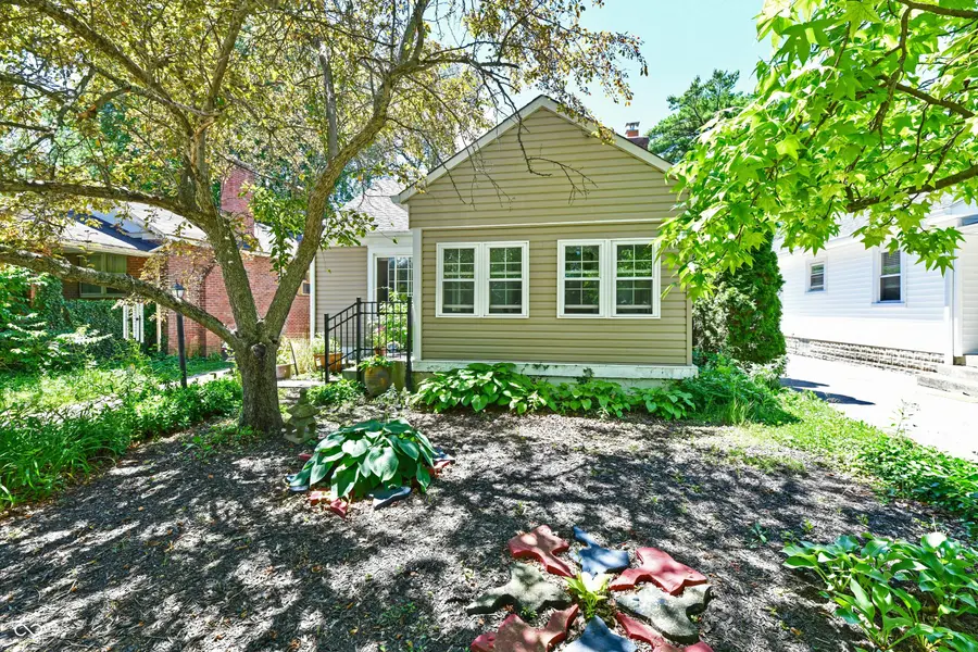 6146 Ralston AVE, Indianapolis, IN 46220
